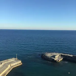Marina Capo Pino , Sanremo Italia